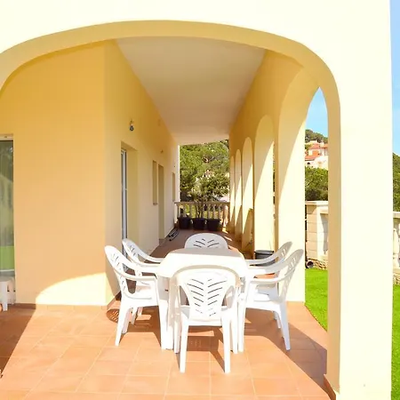 Nyaraló Santa Flora House *